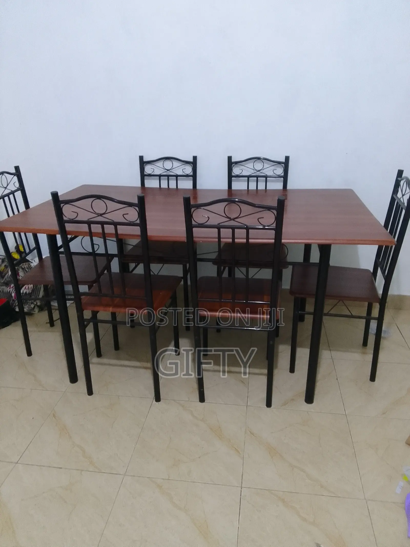 Dinning Table