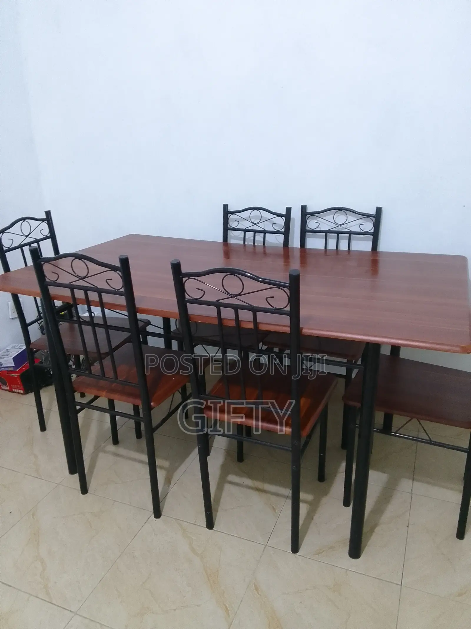 Dinning Table