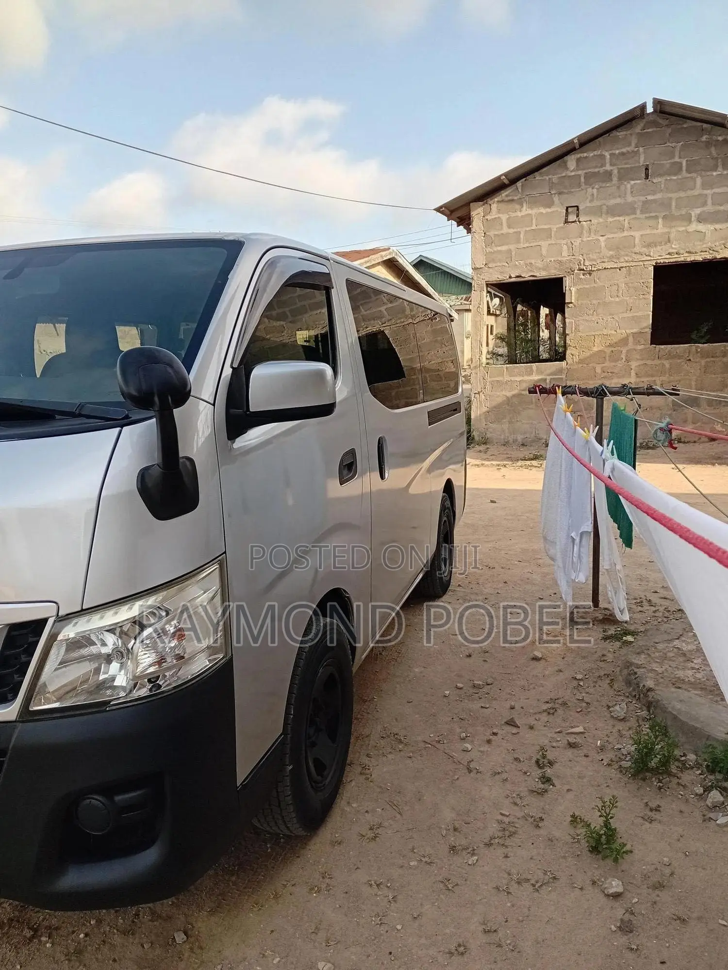 Nissan Caravan 2014 Silver