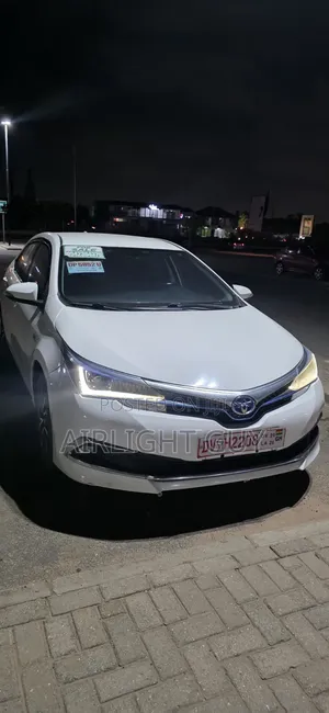 Toyota Corolla 2020 White