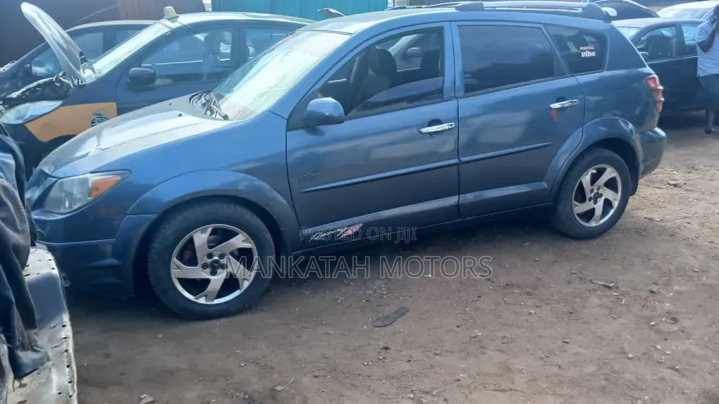 Pontiac Vibe 2005 Blue