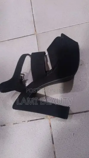 Balanced Plat Form Heel Size 40