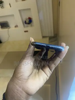 Apple iPhone X 64 GB Black