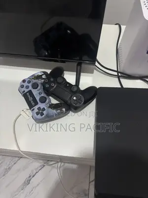 PS4 Slim 1TB