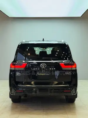 New Toyota Land Cruiser 2026 Black