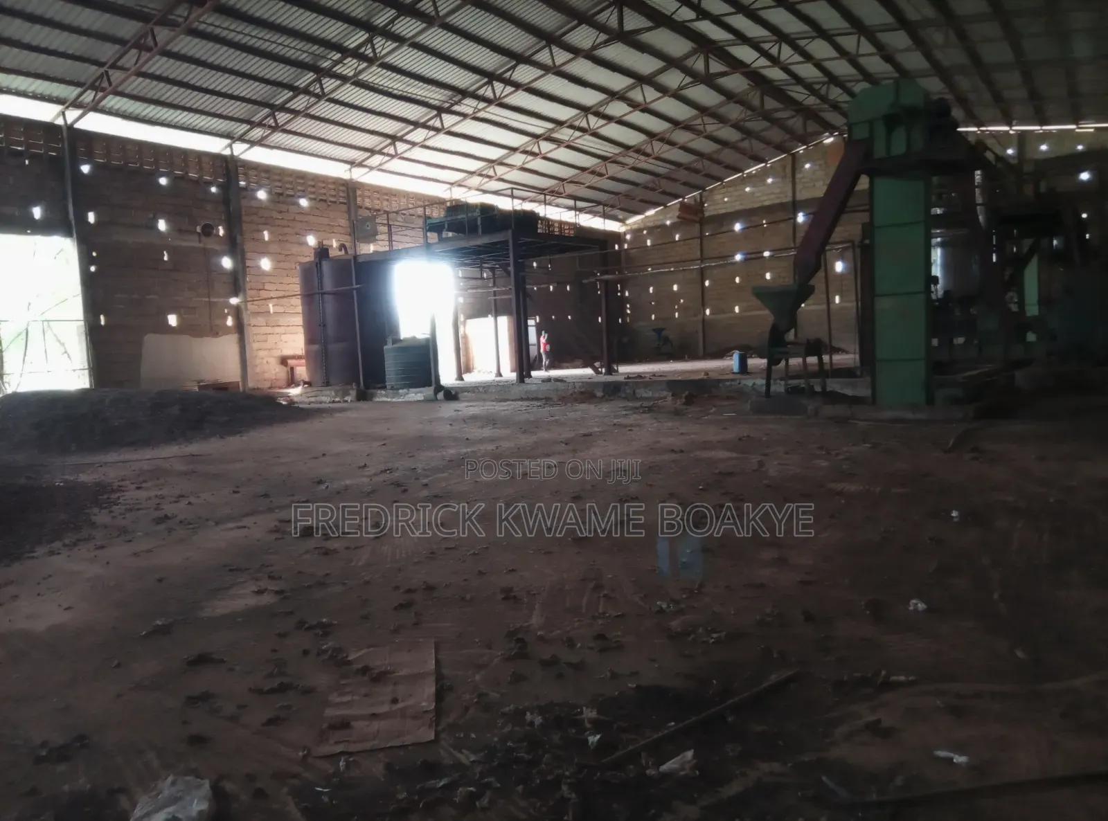 Warehouse for Sale at Santasi Kotwi