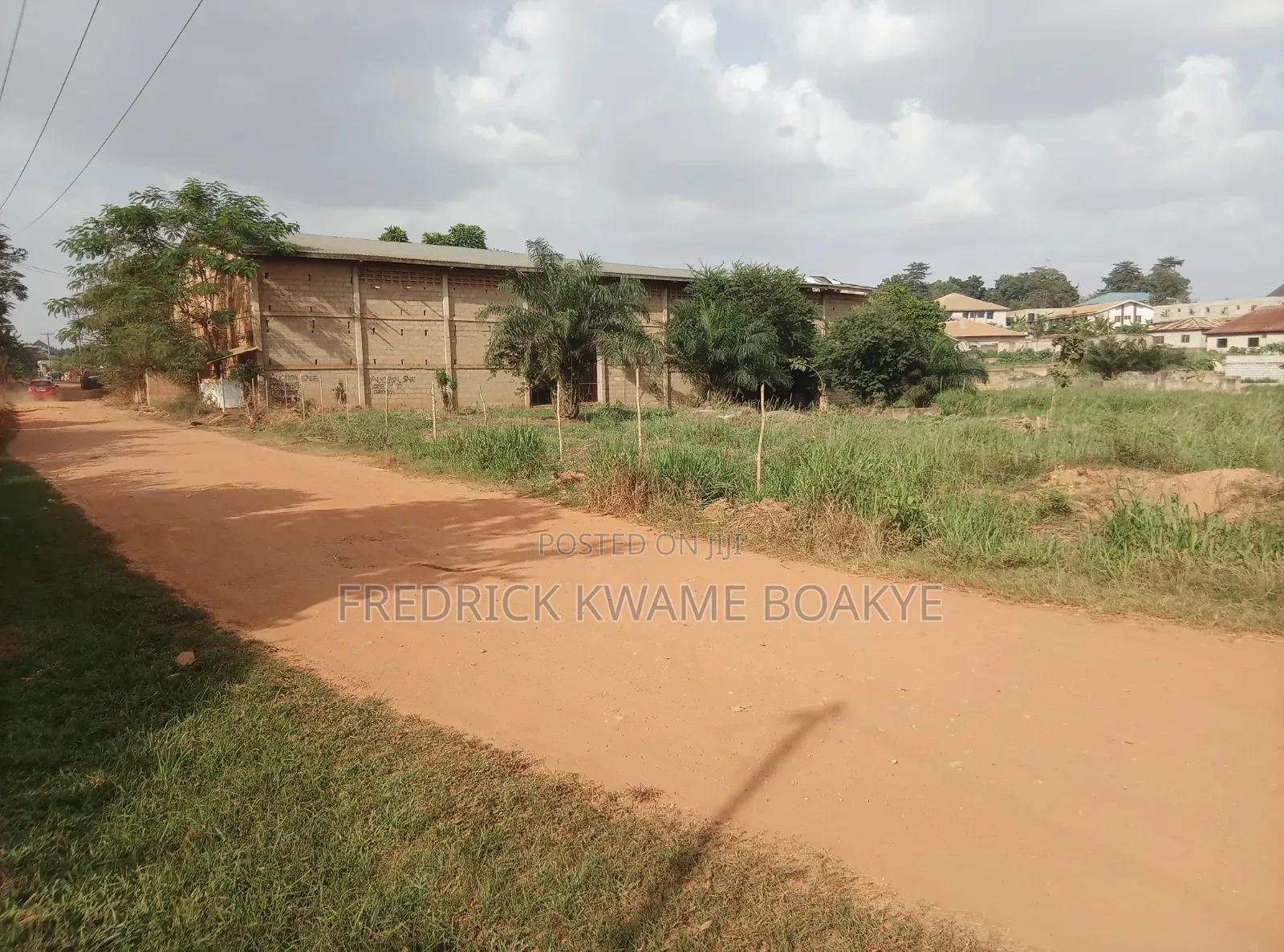 Warehouse for Sale at Santasi Kotwi