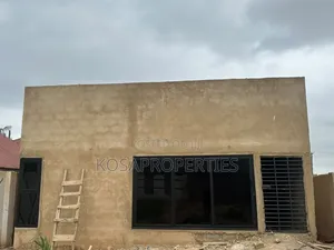 2bdrm House in Pokuase Mayira for sale