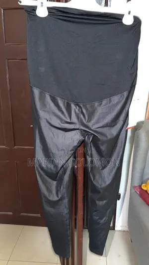 Maternity Trousers/Pregnancy Pants & Outfit