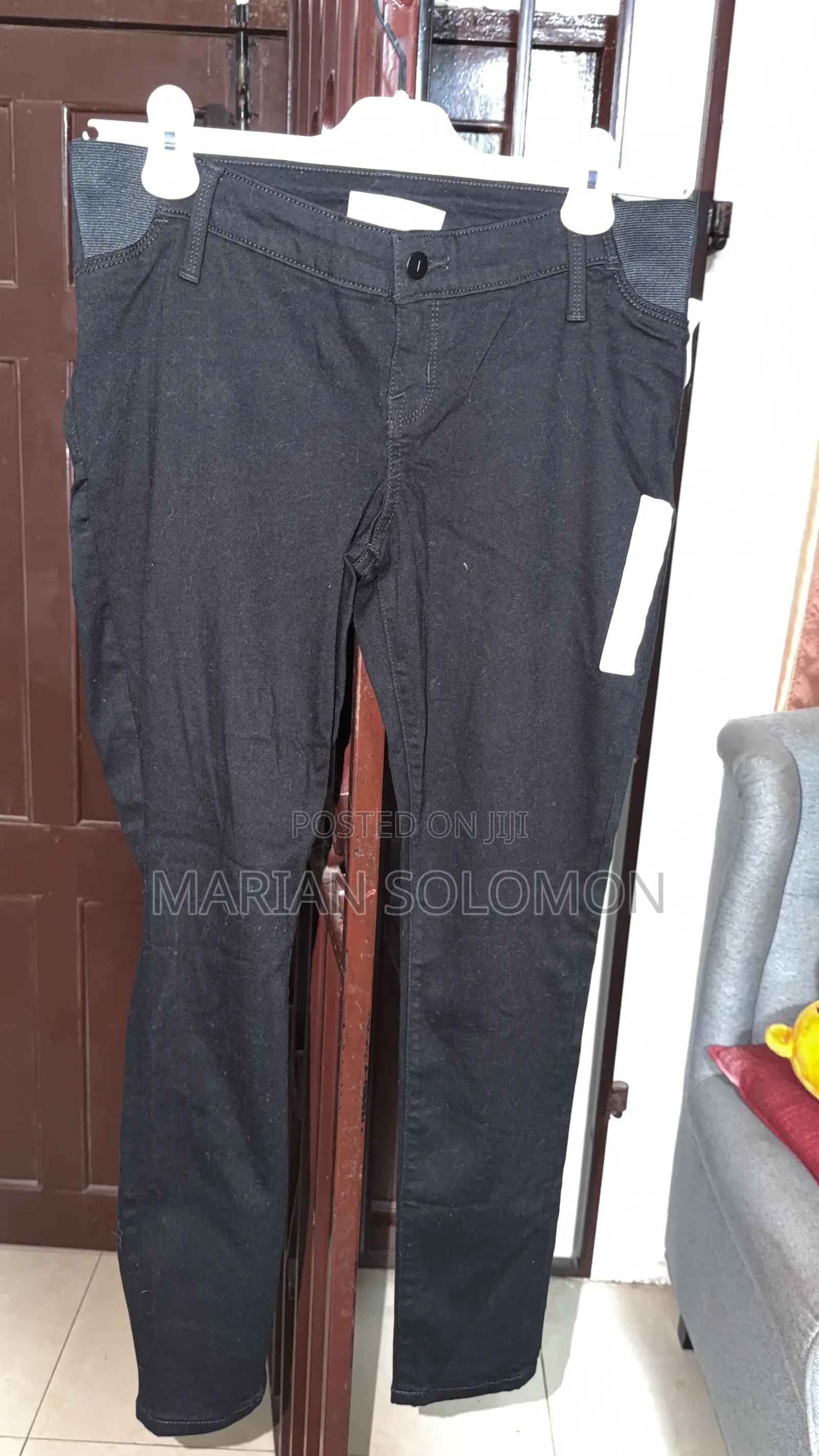 Maternity Trousers/Pregnancy Pants & Outfit