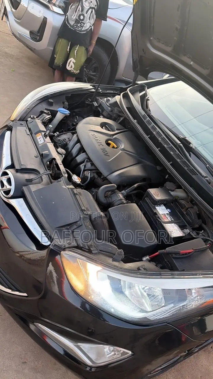 Hyundai Elantra 2015 Black