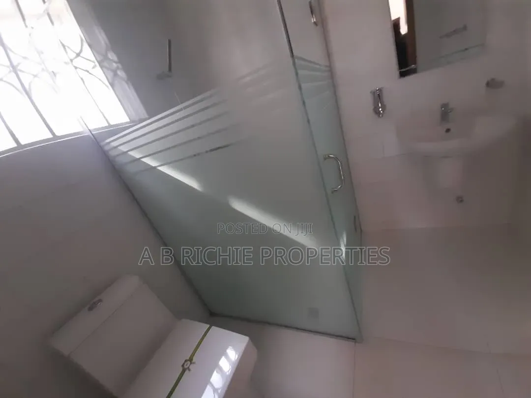 4bdrm House in Ab Richie Properties, Tseaddo for rent