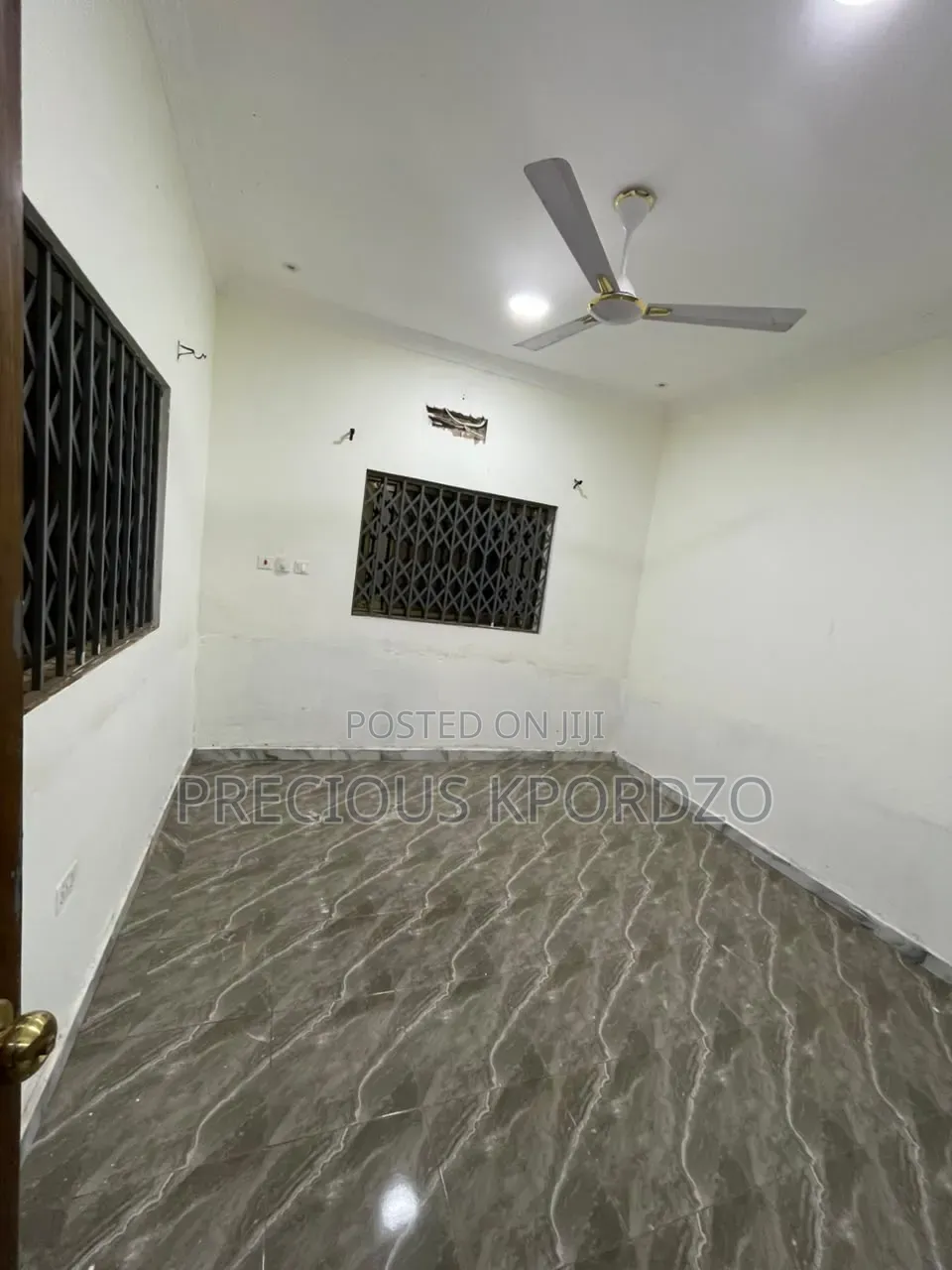 1bdrm Room & Parlour in Adenta Commandos for rent