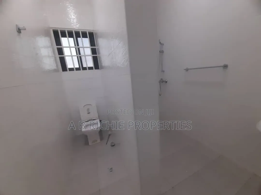 2bdrm Apartment in Ab Richie Properties, Tseaddo for rent