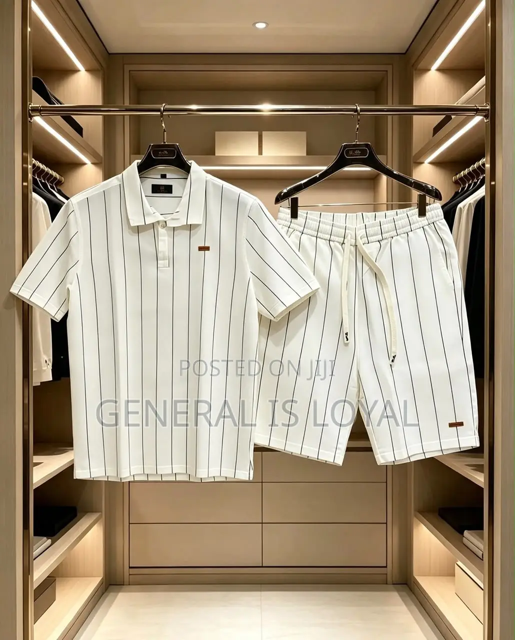 Zagna Linen Top and Down Shortsleeve