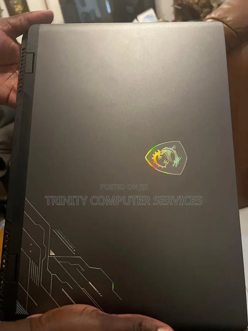 Laptop MSI Crosshair 17 32GB Intel Core i7 SSD 2T