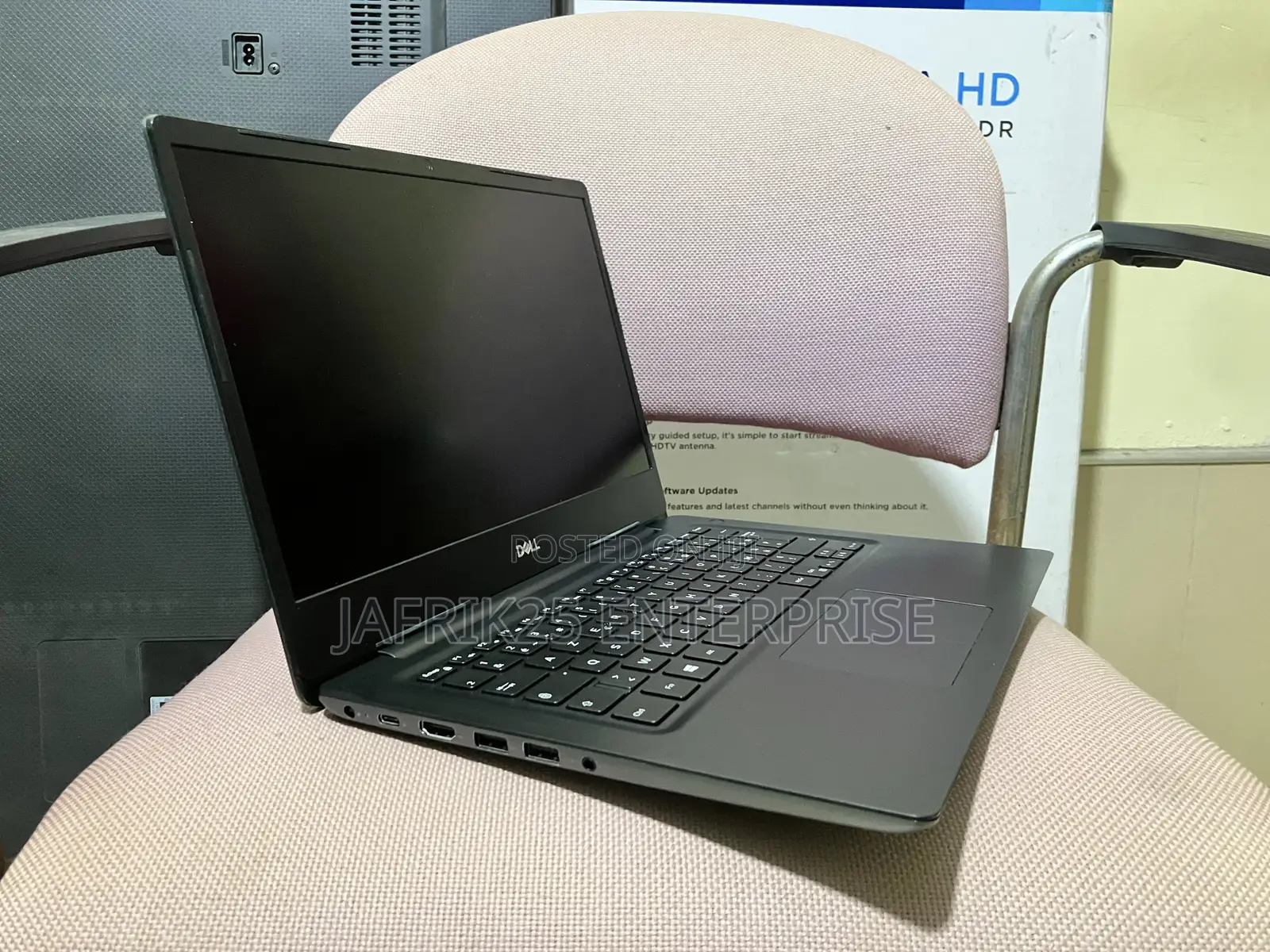 Laptop Dell Vostro 14 5481 8GB Intel Core i5 HDD+SSD 512GB