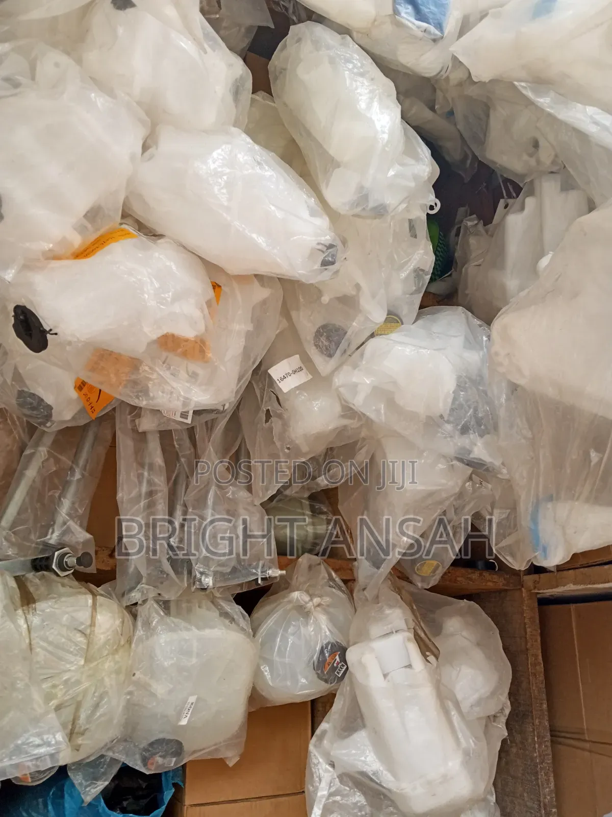 Wiper Containers and Reservoir Tanks