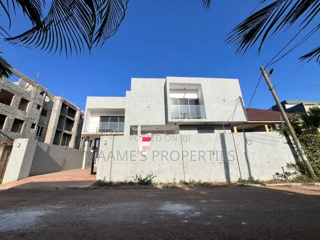 3bdrm Duplex in East Legon for rent