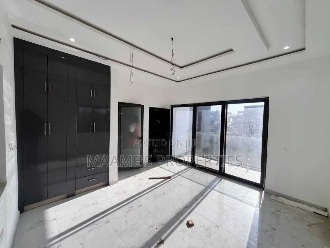 3bdrm Duplex in East Legon for rent