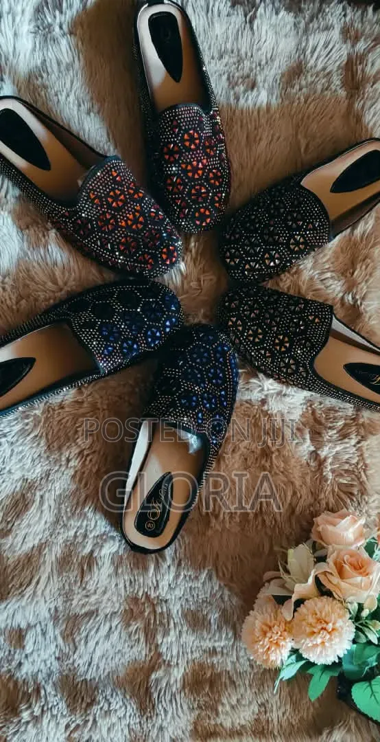 Women's Shoe