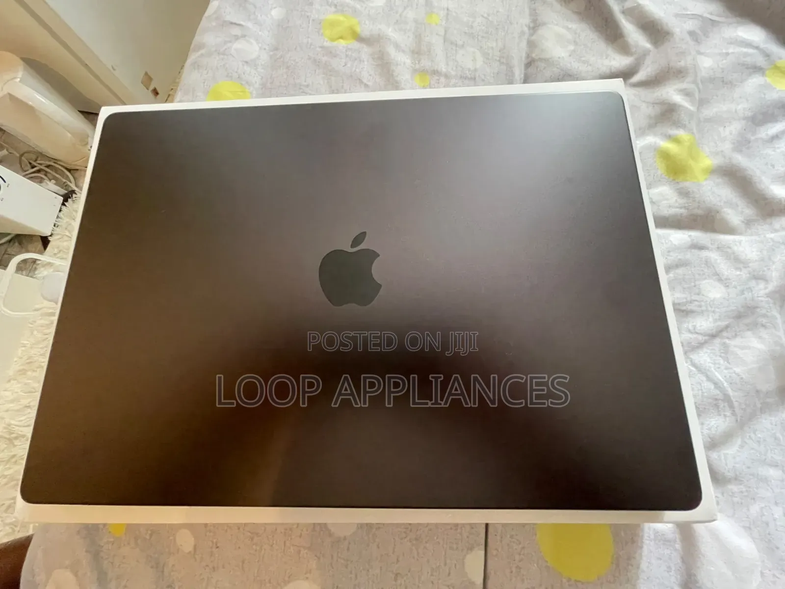 New Laptop Apple MacBook Pro 2026 M5 Max 24GB Apple M5 Pro SSD 1T