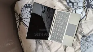 Laptop Microsoft Surface Laptop Go 2 8GB Intel Core i7 SSD 256GB