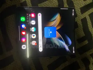 Samsung Galaxy Z Fold4 256 GB Gold