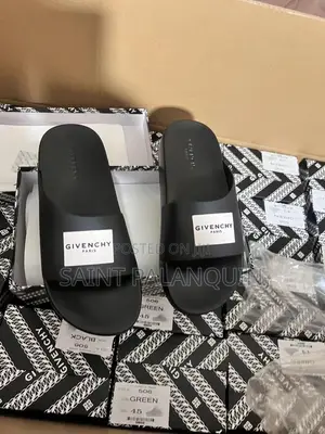 Black Givenchy Rubber Slides With a Contrasting White