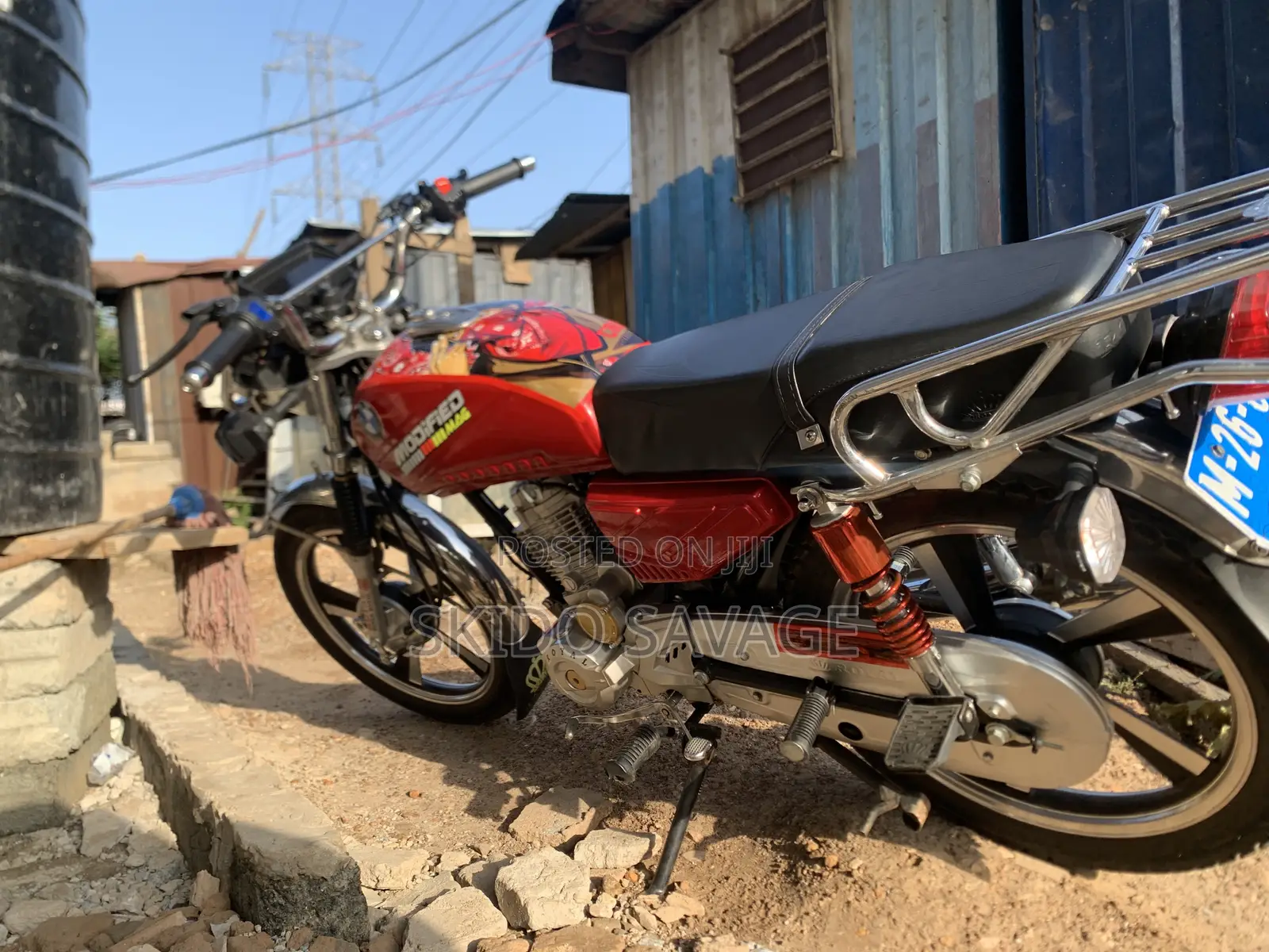 New Royal RY125 2026 Red