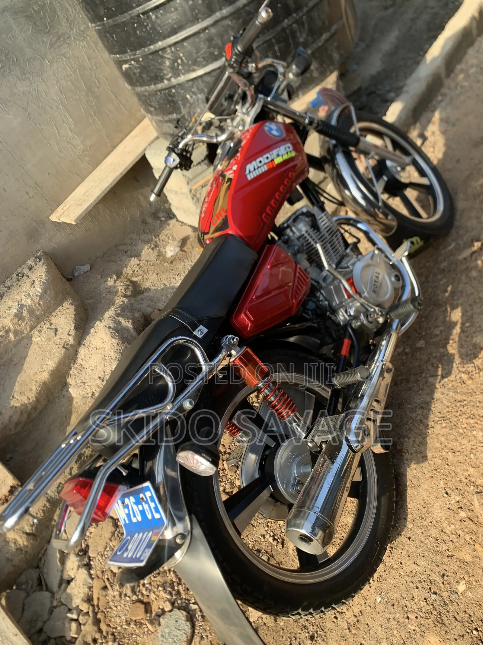New Royal RY125 2026 Red