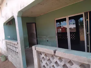2bdrm House in Survivorestatex, Tetegu for rent