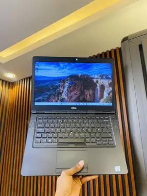 Laptop Dell Latitude 5490 8GB Intel Core i5 SSD 256GB