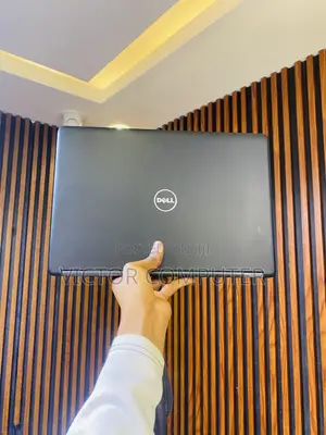 Laptop Dell Latitude 5490 8GB Intel Core i5 SSD 256GB