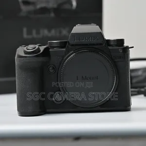 Panasonic Lumix S5 IIX // Opened Box // 8 Months Warranty.