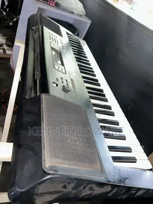 Yamaha Keyboard