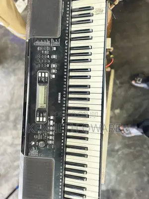 Yamaha Keyboard
