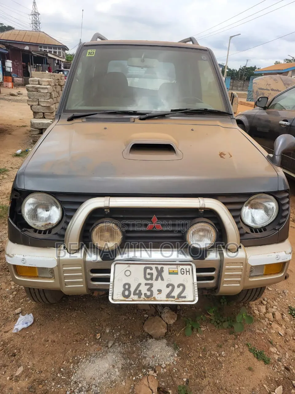 Mitsubishi Pajero Junior 1997 Black