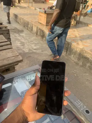 Apple iPhone 11 Pro Max 256 GB Gold