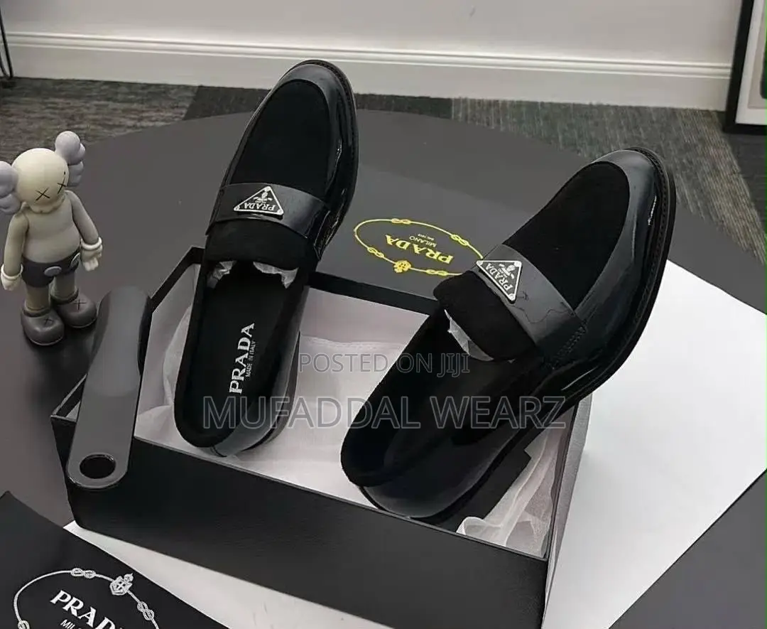 Men’s Black and White Calf Shoes