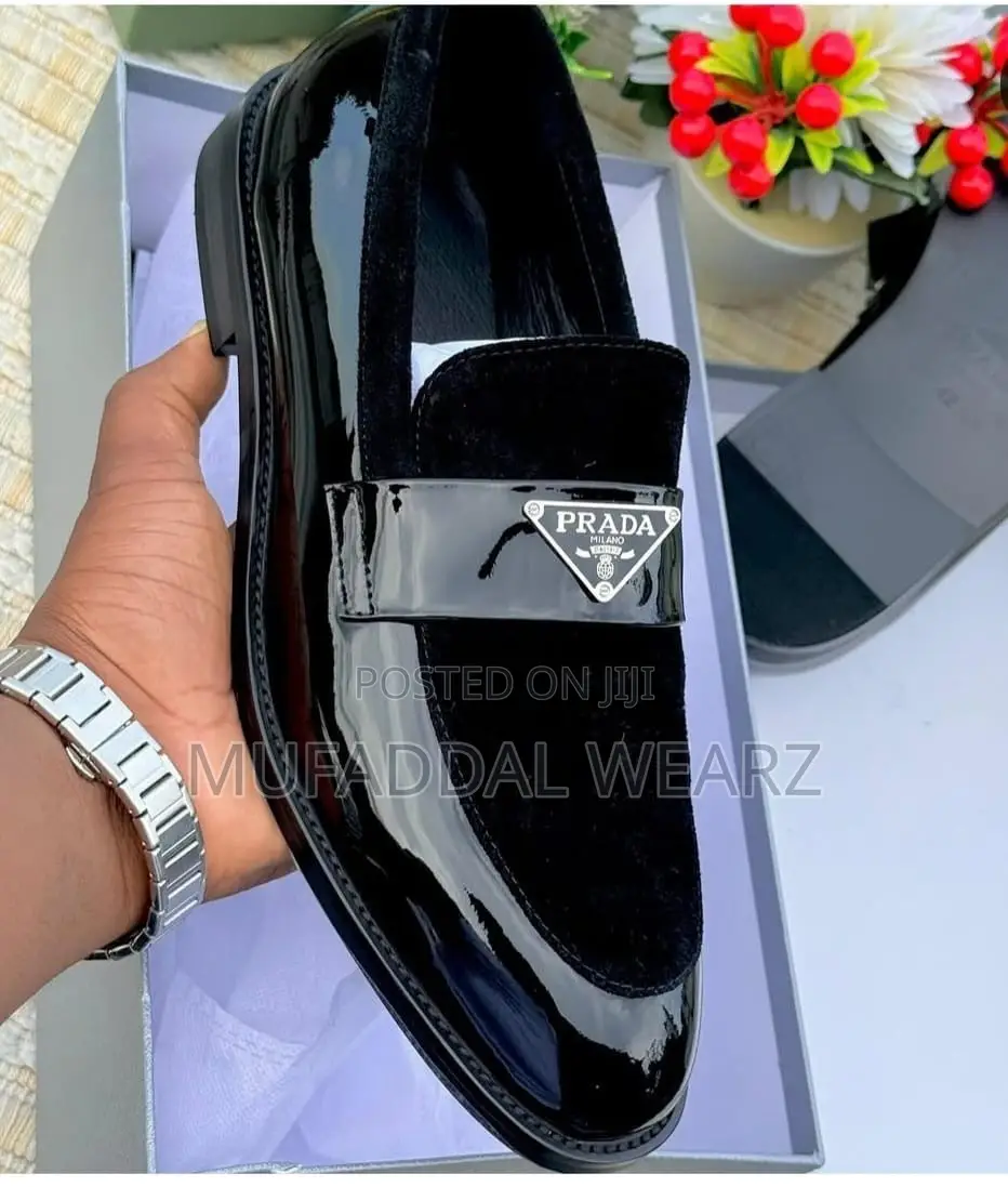 Men’s Black and White Calf Shoes