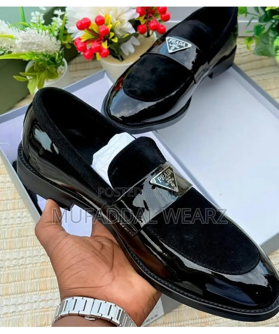 Men’s Black and White Calf Shoes