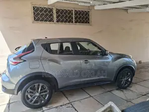 Nissan Juke S 4dr Hatchback (1.6L 4cyl Turbo CVT) 2015 Gray