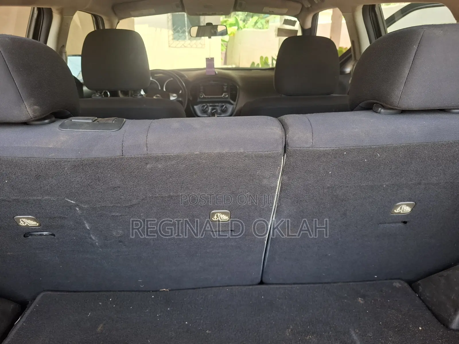 Nissan Juke S 4dr Hatchback (1.6L 4cyl Turbo CVT) 2015 Gray