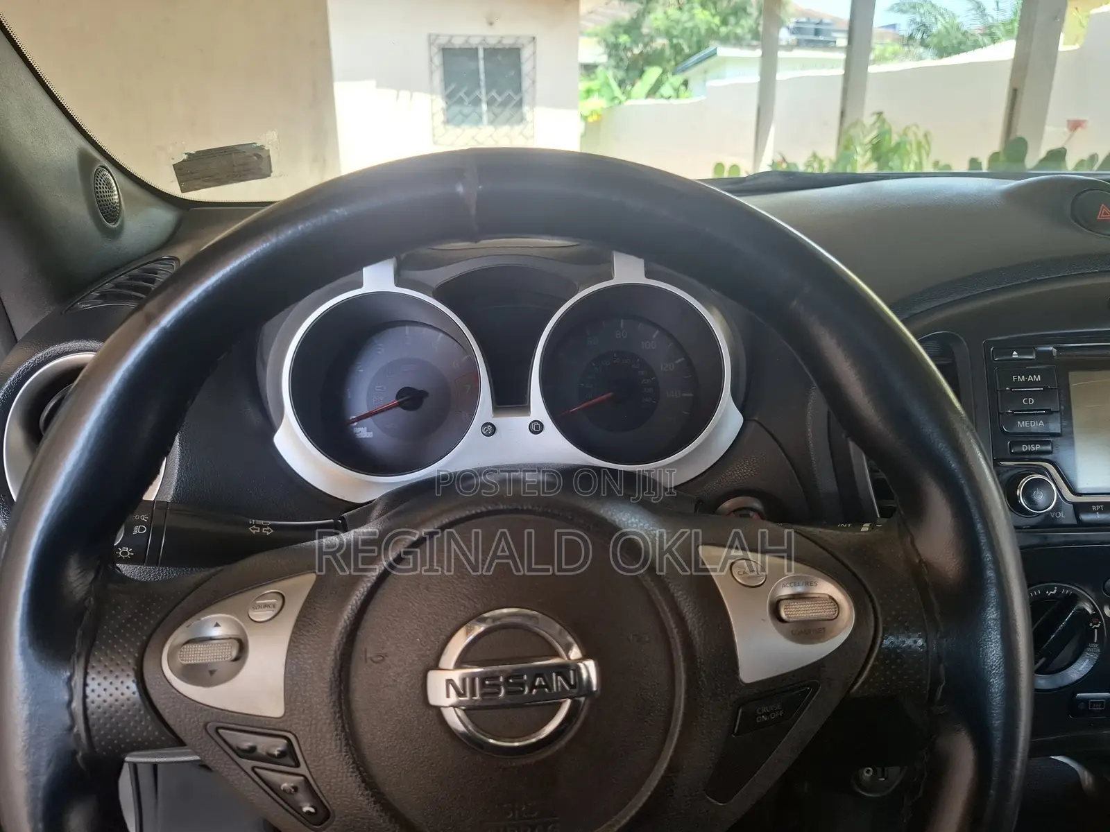 Nissan Juke S 4dr Hatchback (1.6L 4cyl Turbo CVT) 2015 Gray