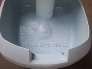 Clairol Electric Heated Foot Spa & Bubble Bath Massager