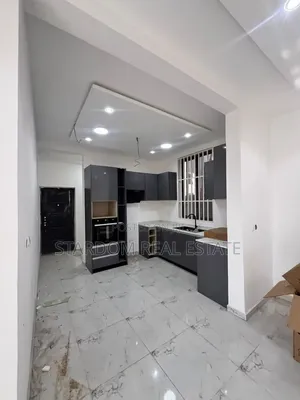 3bdrm Duplex in East Legon, American House for rent