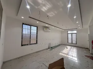 3bdrm Duplex in East Legon, American House for rent