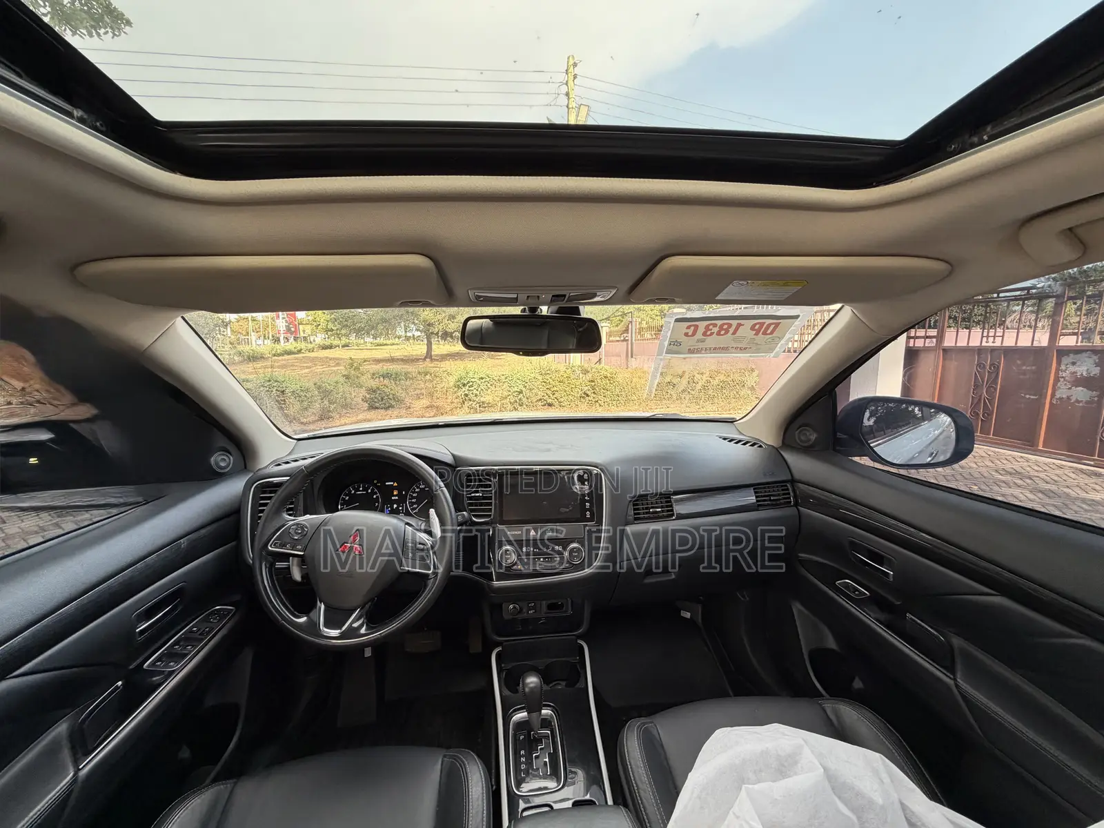 Mitsubishi Outlander SEL AWC 2019 White