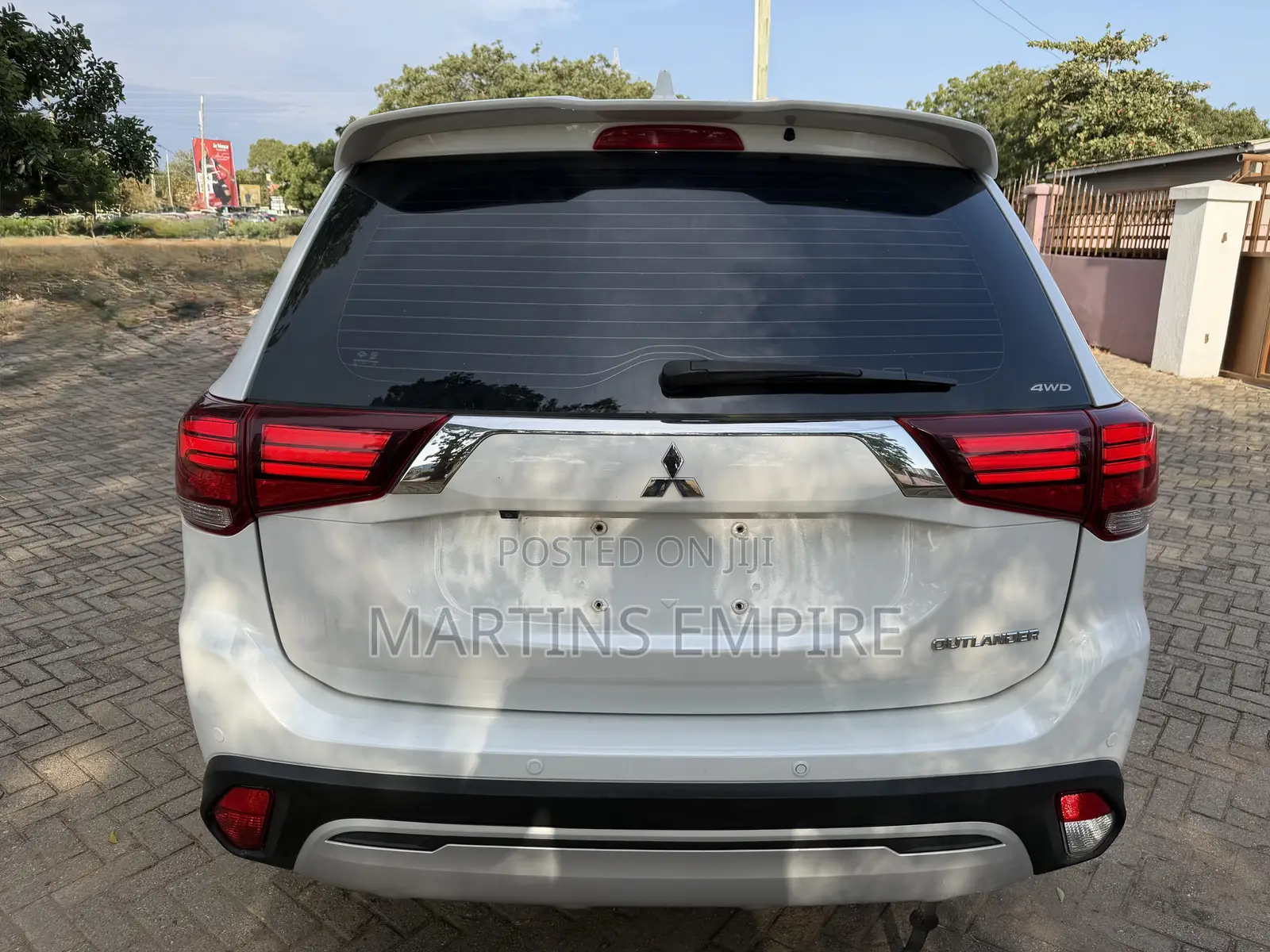 Mitsubishi Outlander SEL AWC 2019 White